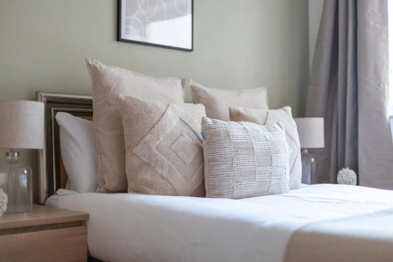 The London Bridge Collection Apartment